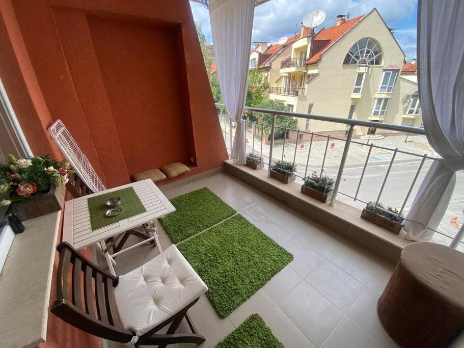 Lovely 1-Bedroom Apartament With Free Parking Sofia Buitenkant foto